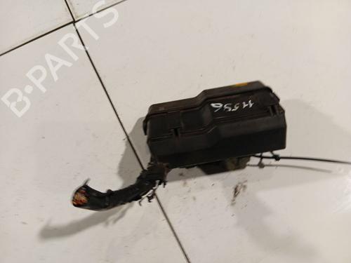 Used Fuse box Fuse box 38006748 38006748