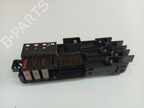 Used Fuse box Fuse box 36895841 36895841