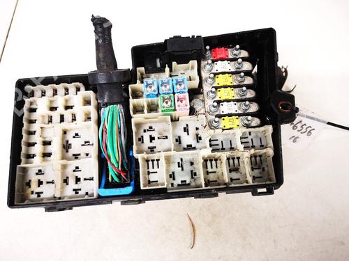 Used Fuse box FORD C-MAX (DM2) 1.8 TDCi (115 hp) 33084154