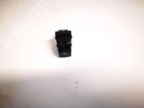 BP32576453I30 main image