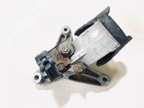 Used Engine mount Engine mount MITSUBISHI CARISMA (DA_) 1.6 (DA1A) (99 hp) 33073372 33073372