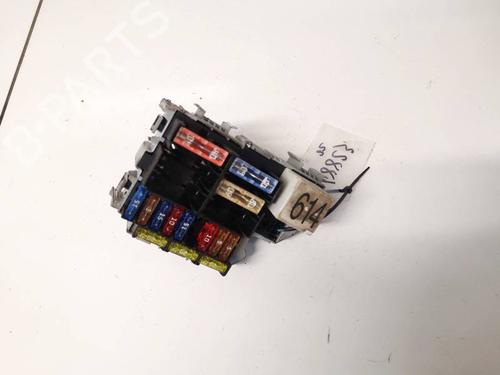 fuse-box-audi-q7-4lb-2006-2007-2008-2009-2010-2011-2012-2013-2014-2015-2016-32938568 main image