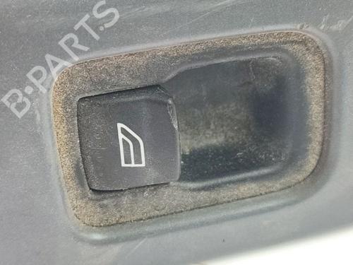 switch-volvo-v50-545-2003-2004-2005-2006-2007-2008-2009-2010-2011-2012-32553937 main image