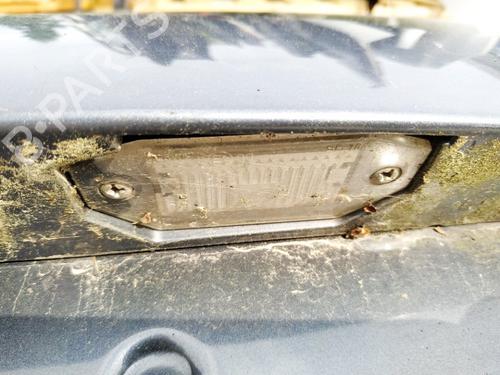 licence-plate-light-ford-mondeo-iii-b5y-2000-2001-2002-2003-2004-2005-2006-2007-35513239 main image