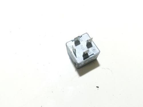 Electronic sensor SKODA SUPERB I (3U4) 2.5 TDI | BP33513859M84 - Image 2