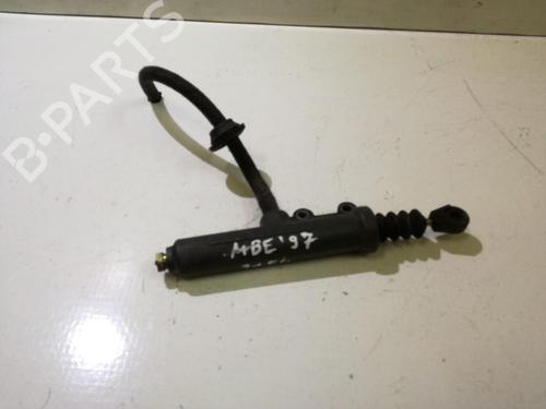 Used Clutch slave cylinder Clutch slave cylinder 35653812 35653812