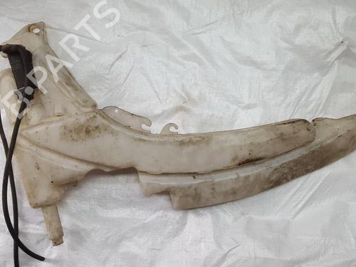 Used Windscreen washer tank Windscreen washer tank FORD FOCUS I (DAW, DBW) 1.8 16V (115 hp) 35841463 35841463