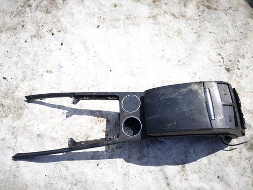 Used Armrest / Center console Armrest / Center console VW PHAETON (3D1, 3D2, 3D3, 3D4, 3D6, 3D7, 3D8, 3D9) 3.2 V6 (241 hp) 35276058 35276058