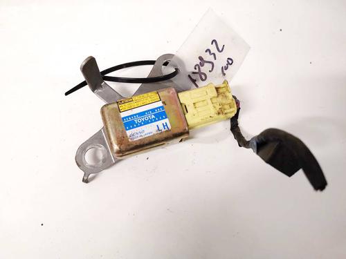 Used Electronic module Electronic module TOYOTA RAV 4 II (_A2_) 2.0 D 4WD (CLA20_, CLA21_, CLA20R, CLA21R) (116 hp) 32938874 32938874