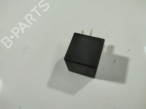 Used Electronic sensor Electronic sensor VW TRANSPORTER T4 Van (70A, 70H, 7DA, 7DH) 1.9 TD (68 hp) 32555817 32555817