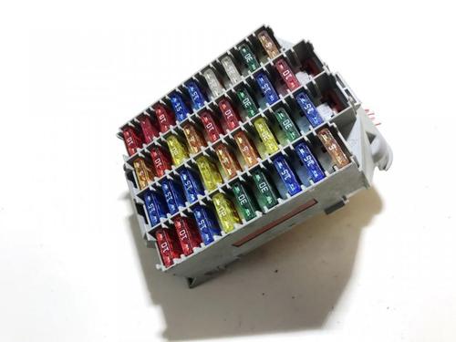 Used Fuse box Fuse box VOLVO XC70 I Cross Country (295) 2.4 T XC AWD (200 hp) 33511633 33511633