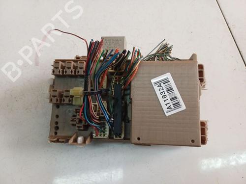Used Fuse box Fuse box TOYOTA COROLLA Saloon (_E12_) 1.4 VVT-i (ZZE120_, ZZE120R) (97 hp) 32539937 32539937