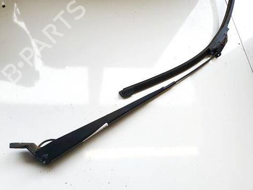 Used Front windshield wiper arm Front windshield wiper arm 36943119 36943119