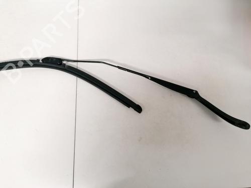 front-windshield-wiper-arm-renault-megane-ii-bm01_-cm01_-2001-2002-2003-2004-2005-2006-2007-2008-2009-2010-2011-2012-33082617 main image