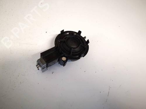 speaker-volvo-v50-545-2003-2004-2005-2006-2007-2008-2009-2010-2011-2012-32557144 main image