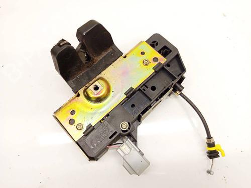 Used Tailgate lock Tailgate lock VOLVO XC90 I (275) 2.5 T AWD (209 hp) 40028866 40028866
