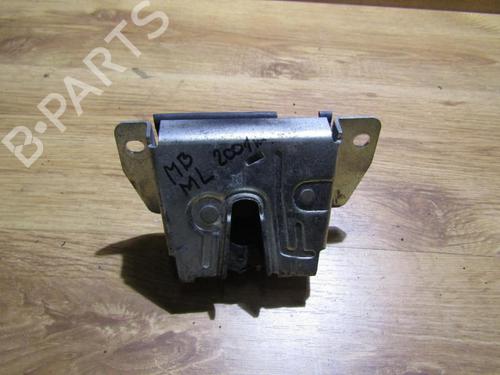 Used Tailgate lock Tailgate lock 35652143 35652143