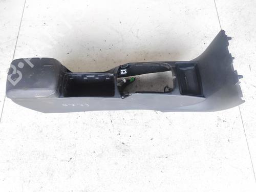 Used Armrest / Center console Armrest / Center console 35565161 35565161