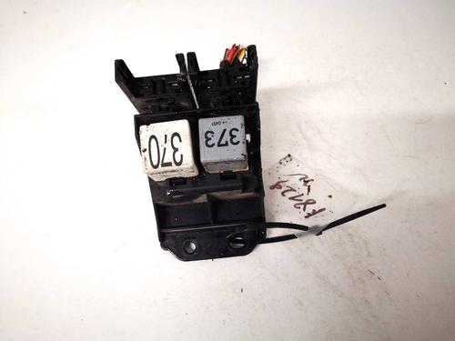 fuse-box-audi-a6-c6-4f2-2004-2005-2006-2007-2008-2009-2010-2011-32923865 main image