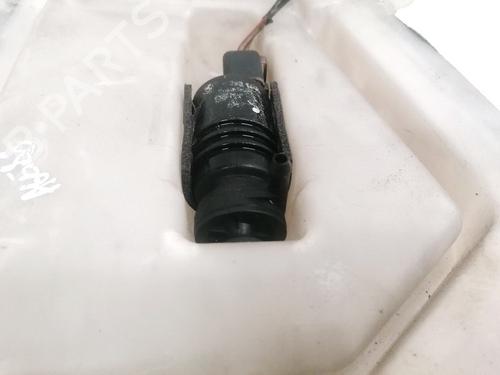 Washer pump BMW 3 Touring (E46) 320 d | BP35548966E24 - Image 2
