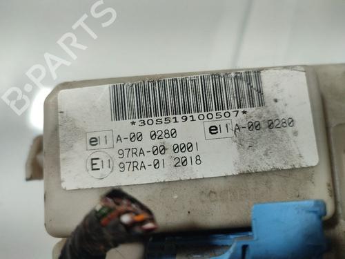 Fuse box FORD FOCUS C-MAX (DM2) 2.0 TDCi | BP32536586E1