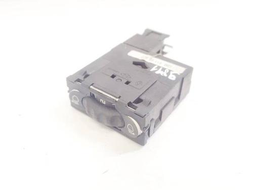 Used Switch Switch RENAULT TRAFIC II Bus (JL) 1.9 dCi (JL0B) (80 hp) 35162758 35162758