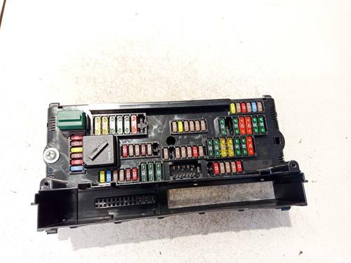 Used Fuse box Fuse box BMW 7 (F01, F02, F03, F04) 740 i, Li (320 hp) 32561202 32561202