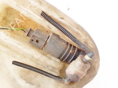 washer-pump-audi-a6-c5-4b2-4b4-1997-1998-1999-2000-2001-2002-2003-2004-2005-35869361 main image