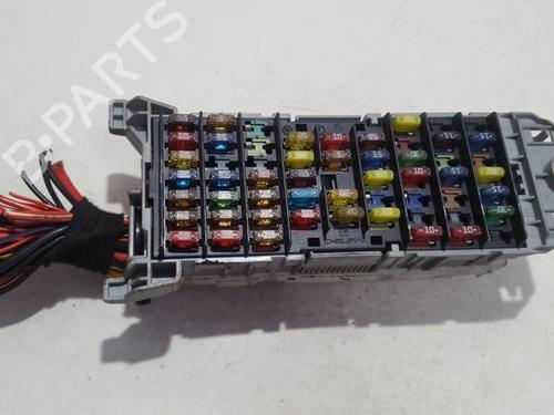 Used Fuse box Fuse box OPEL MERIVA A MPV (X03) 1.7 CDTI (E75) (100 hp) 33509439 33509439