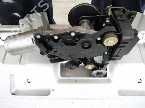 rear-wiper-motor-bmw-5-e60-2001-2002-2003-2004-2005-2006-2007-2008-2009-2010-35473694 main image