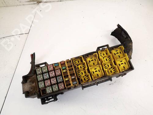 Used Fuse box Fuse box JEEP CHEROKEE (KJ) 2.8 CRD (163 hp) 32590520 32590520