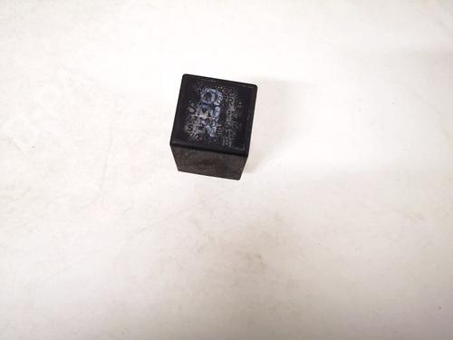 Used Electronic sensor Electronic sensor AUDI 80 B3 Saloon (893, 894, 8A2) 1.8 S (90 hp) 33082940 33082940