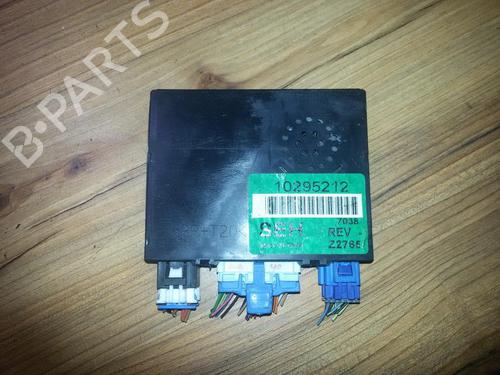 Used Electronic module Electronic module OPEL SINTRA (APV) 3.0 i 24V (OUN16, Y94) (201 hp) 33516580 33516580