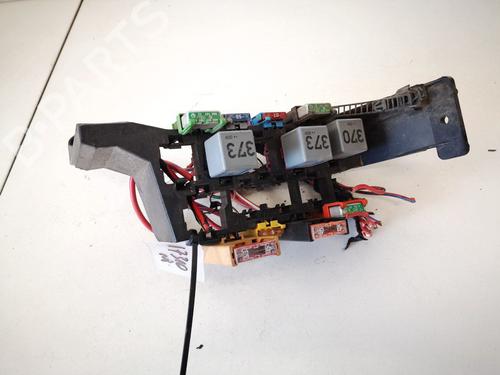 Used Fuse box Fuse box VW GOLF V (1K1) 2.0 TDI (140 hp) 32905708 32905708