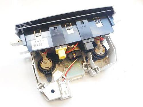 Climate control MAZDA PREMACY (CP) 1.9 (CP8W) | BP34788106I5 - Image 2