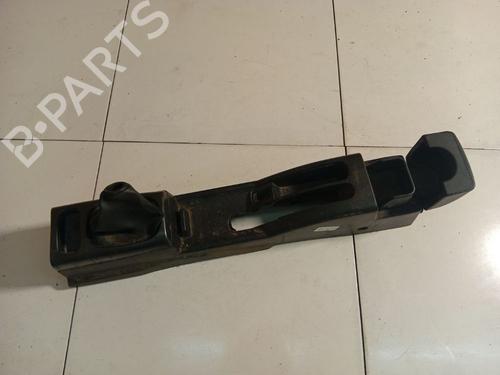 Used Middle console Middle console NISSAN NOTE (E11, NE11) 1.5 dCi (86 hp) 40068158 40068158
