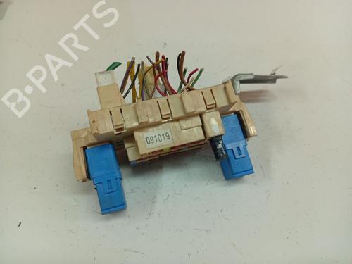 Used Fuse box Fuse box 37708779 37708779