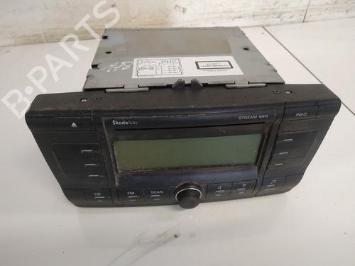Used Radio Radio SKODA OCTAVIA II (1Z3) 1.9 TDI (105 hp) 35444096 35444096
