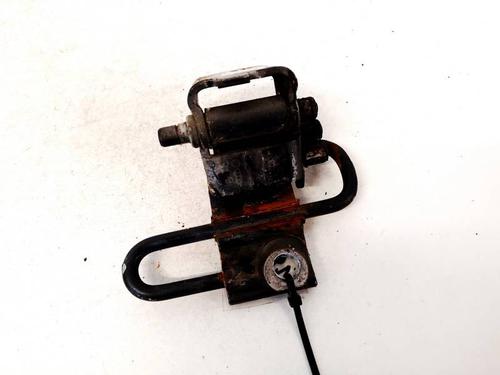 hingedoor-check-strap-audi-a8-d3-4e2-4e8-2002-2003-2004-2005-2006-2007-2008-2009-2010-32917601 main image