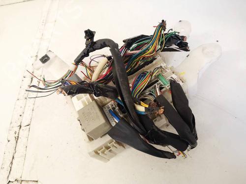 Used Fuse box Fuse box TOYOTA AURIS (_E15_) 2.2 D (ADE157_, ADE151_, ADE151R, ADE157R) (177 hp) 32922694 32922694