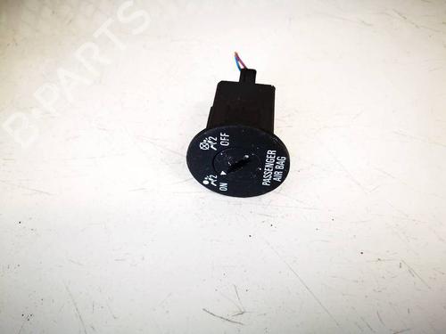 Used Switch OPEL ASTRA J (P10) 1.7 CDTI (68) (110 hp) 32578950