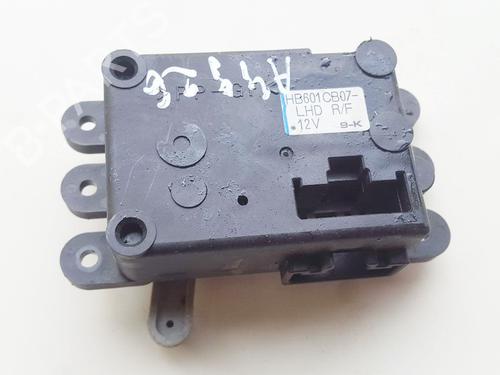 electronic-module-mazda-premacy-cp-1999-2000-2001-2002-2003-2004-2005-33521068 main image