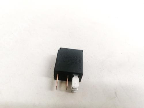 Electronic sensor VOLVO S80 I (184) 2.5 TDI | BP33085241M84 - Image 2
