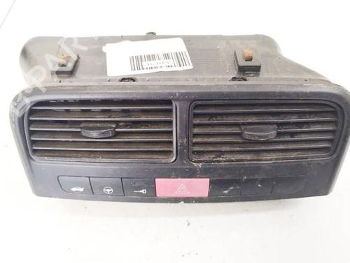 air-vent-fiat-punto-evo-199_-2008-32575718 main image