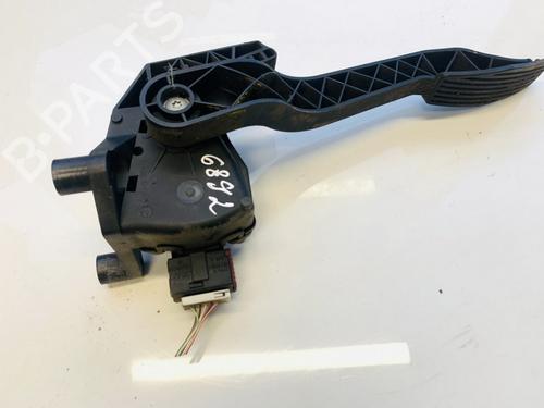 Used Pedal Pedal OPEL CORSA C (X01) 1.3 CDTI (F08, F68) (70 hp) 35548633 35548633