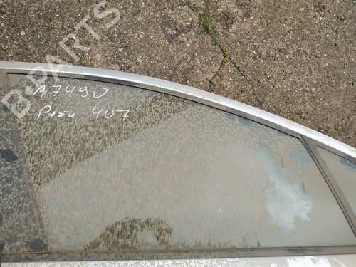 Used Front right door window Front right door window 35382576 35382576