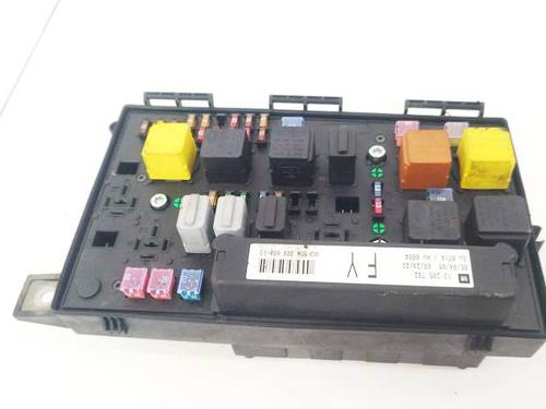 fuse-box-opel-astra-h-a04-2004-2005-2006-2007-2008-2009-2010-2011-2012-2013-2014-32587301 main image