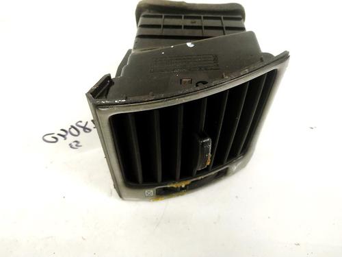 Used Air vent Air vent KIA SORENTO I (JC) 2.5 CRDi 4WD (140 hp) 32906363 32906363