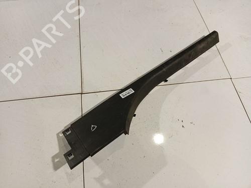 Estribo Estribo RENAULT MEGANE III Hatchback (BZ0/1_, B3_) 1.9 dCi (BZ0N, BZ0J) (131 hp) 39701482 39701482