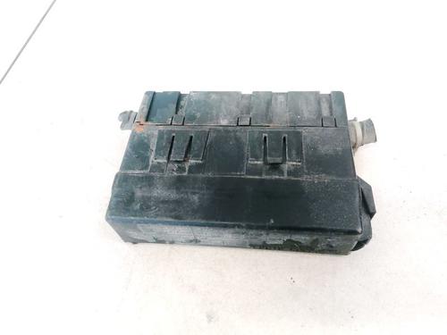 Used Fuse box Fuse box 32888962 32888962